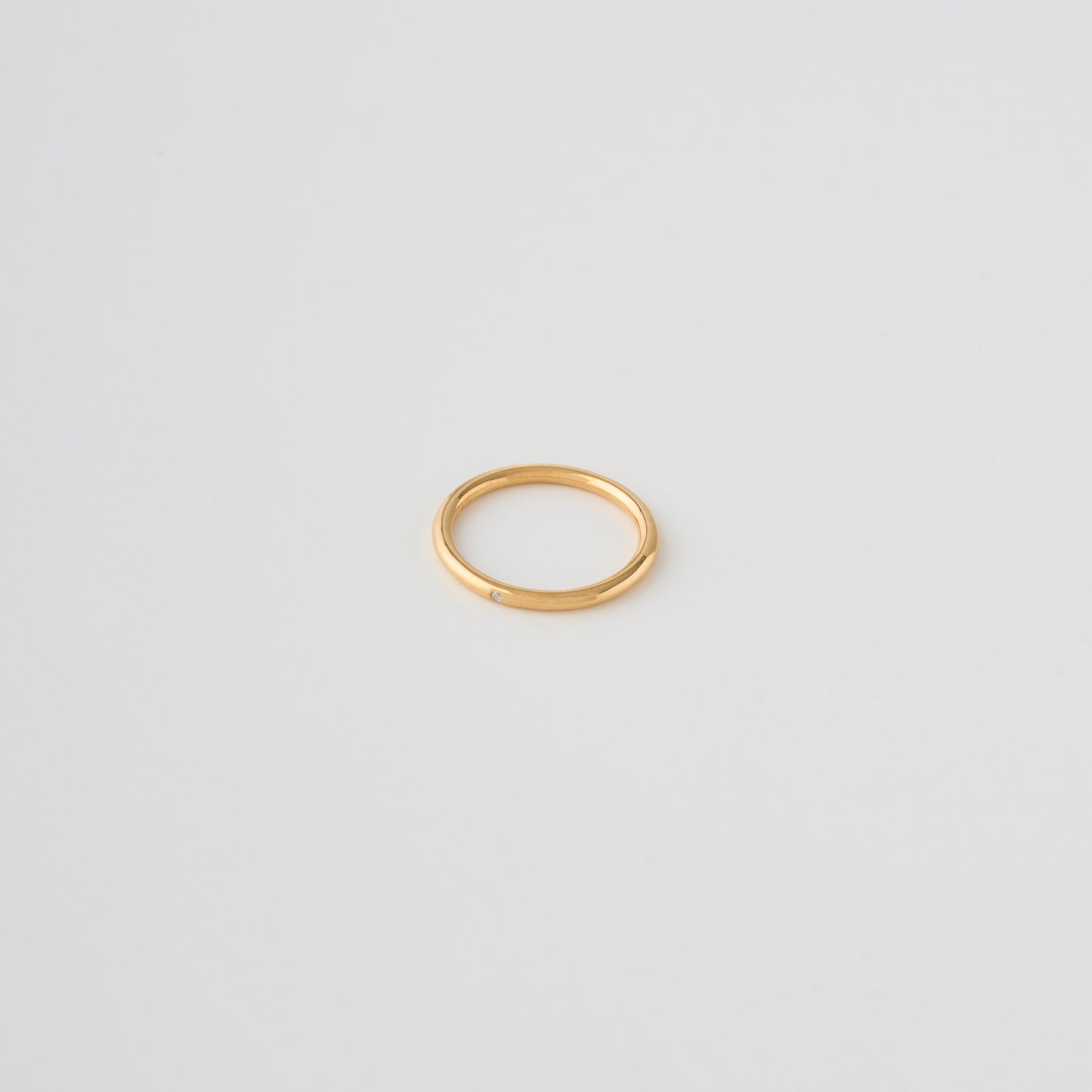 BASIC RING W/ STONE