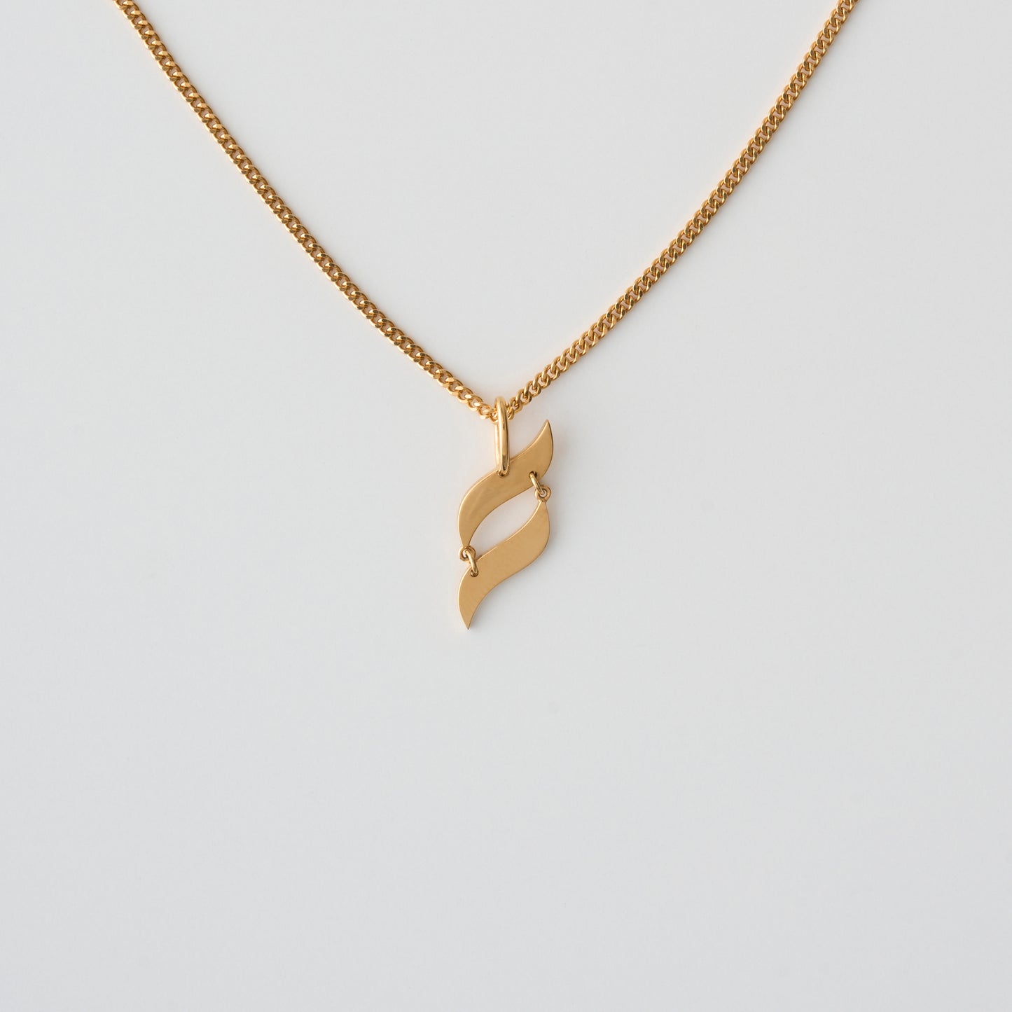 S LOGO NECKLACE